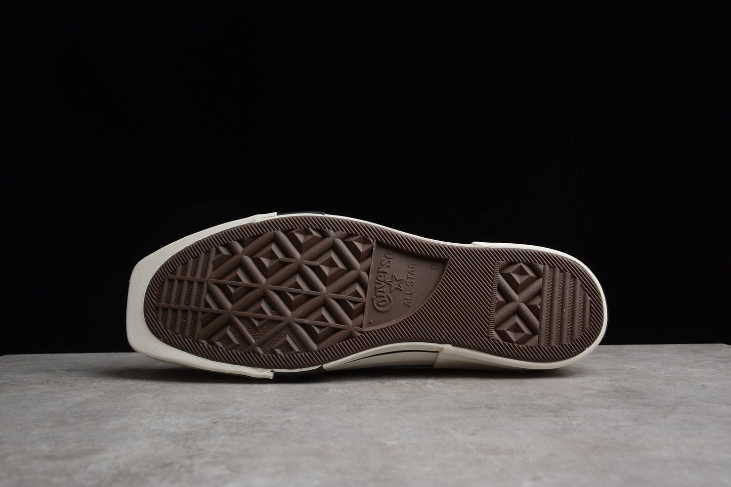 Essenza Rosa Chuck 70 Plus HI White / Black | sapatilhas Sole Rua