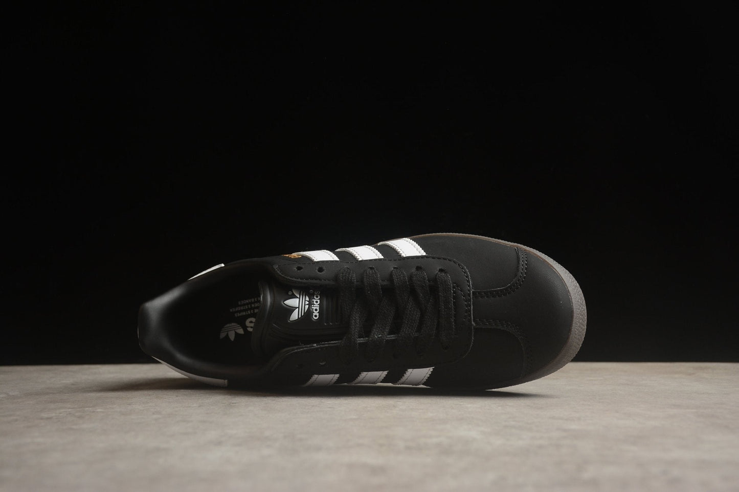 Fabrika Supply Gazelle Black / White | sapatilhas Sole Rua