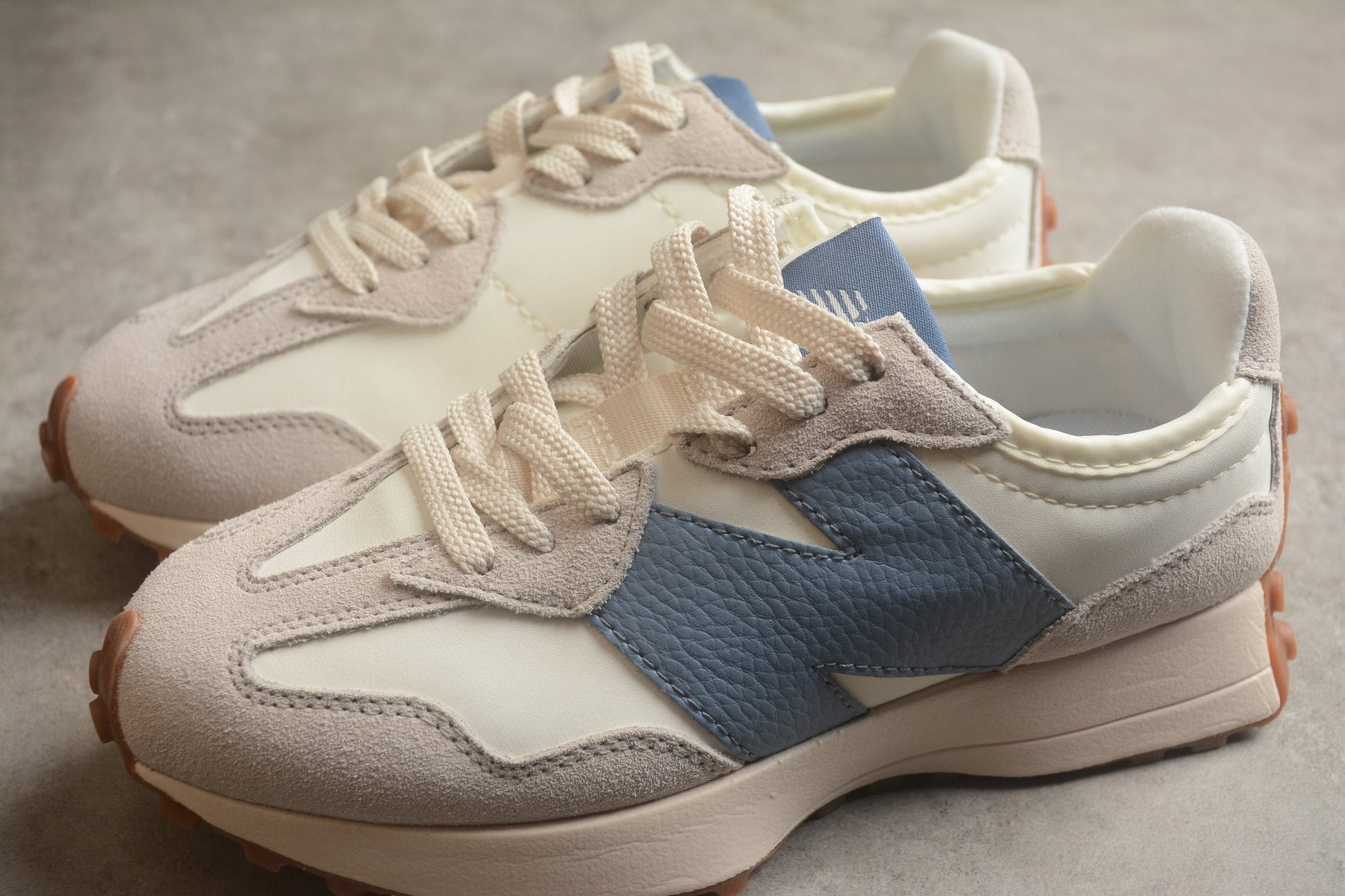 Essenza Rosa NB 327 Light Beige / Light Blue | sapatilhas Sole Rua