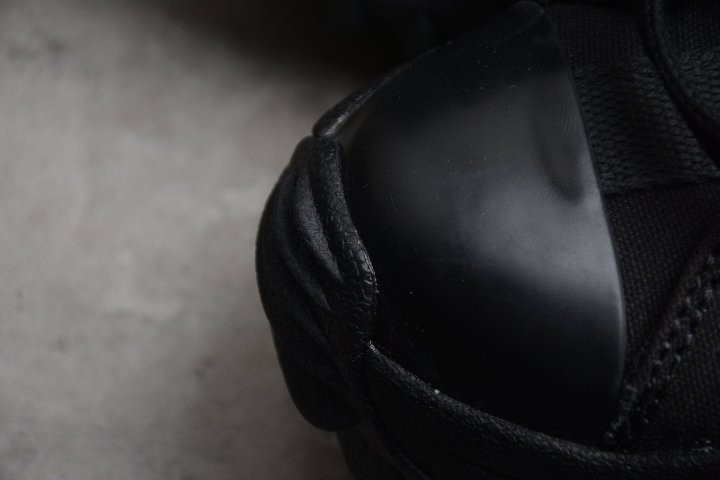 Essenza Rosa Run Star Motion HI Triple Black | sapatilhas Sole Rua